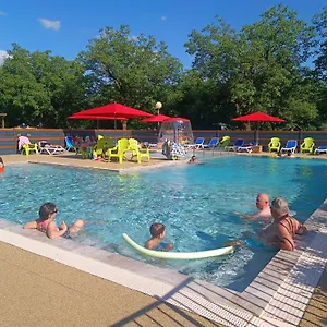 La Lot Vallee De La Dordogne Rocamadour Camping Meyronne