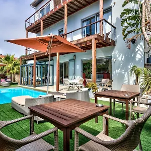 **** Hotel The One 8 In Point - Solar Power África do Sul
